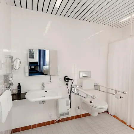 Rugs Szálloda Augsburg