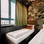 Rugs Augsburg, Trademark Collection By Wyndham Hotel