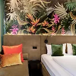 Hotel Rugs Augsburg, Trademark Collection By Wyndham 3*