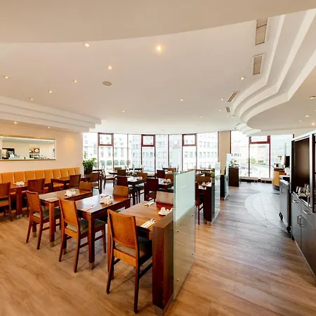 Rugs 3* اوغسبورغ