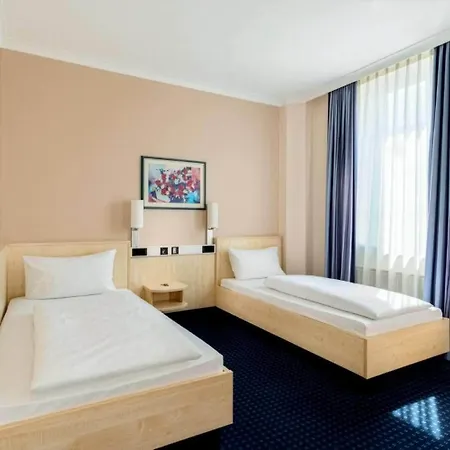 Отель Rugs Augsburg, Trademark Collection By Wyndham