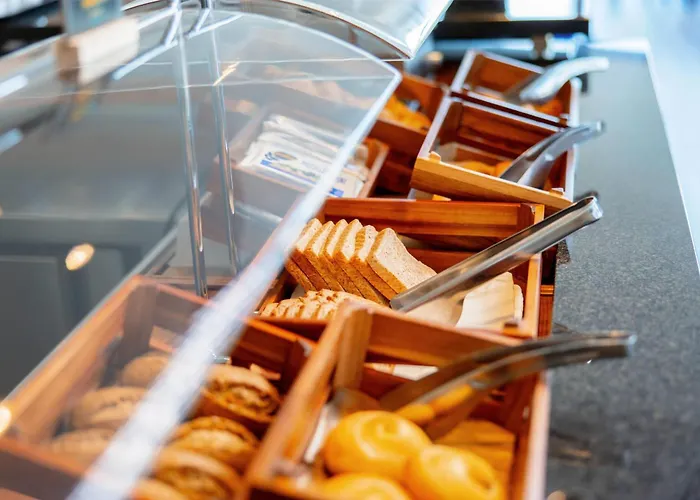 فندق فندق إنترسيتي، أوجزبيرج 3*