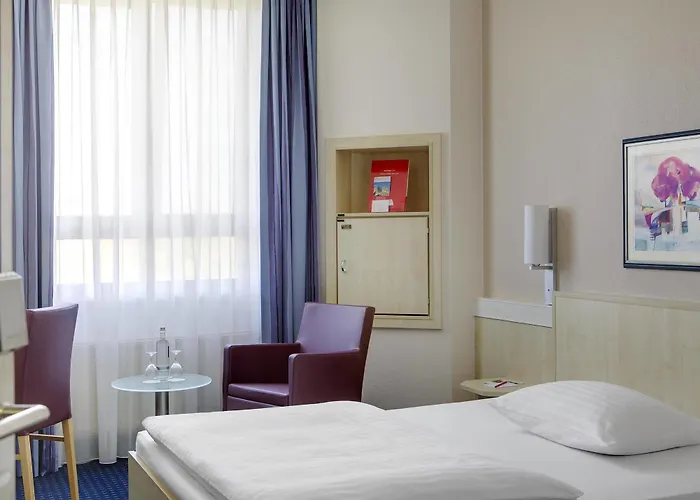 Rugs Hotel Augsburg, Trademark Collection By Wyndham Hotel 3*